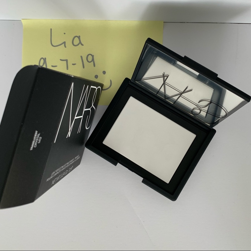 NARS Light Reflecting Pressed Setting Powder
